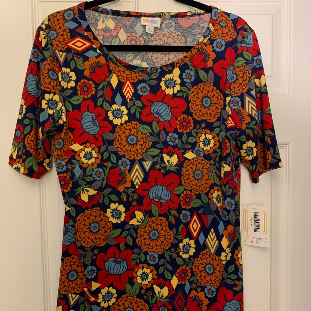 Lularoe Gigi size XL